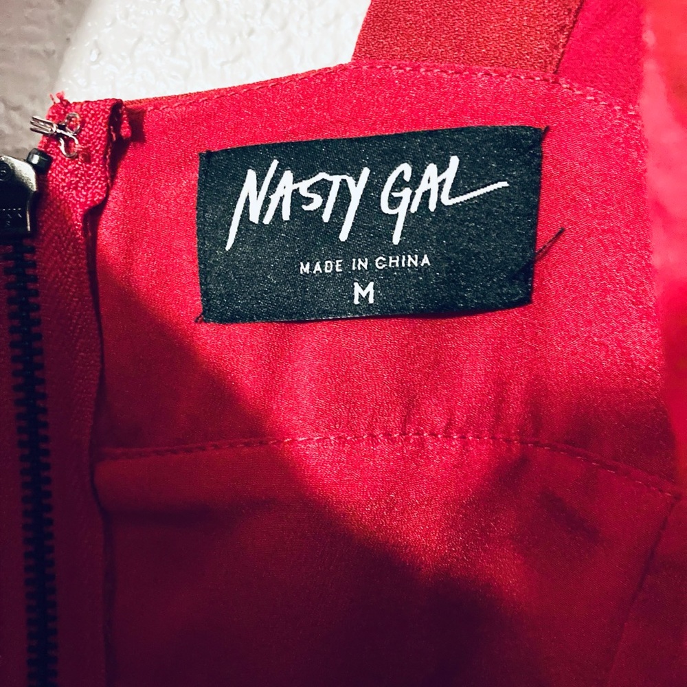 Nasty Gal Halter Top (Tango Red) - Picture 6 of 7